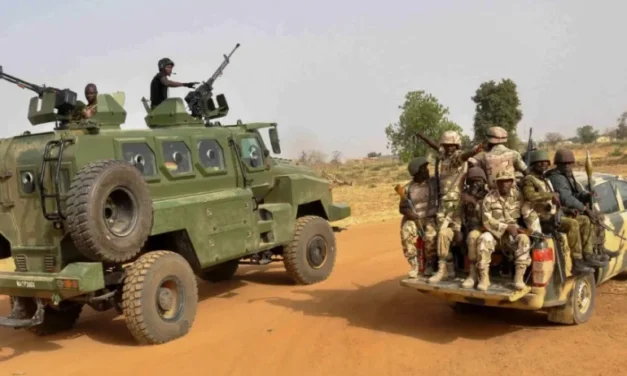 Ataque de grupos armados mata pelo menos 40 agricultores no estado de Borno, Nigéria