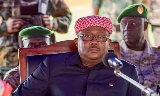 Quem tem dívidas com o Estado, que as pague agora caso queira ser candidato”, alerta Presidente Embaló