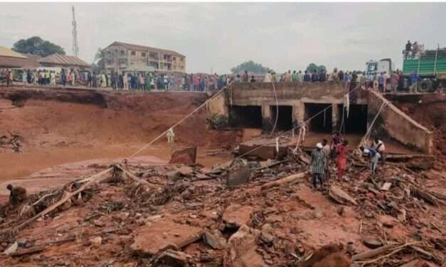 Nigéria: Inundações deixam mais de 150 mortos e milhares de desalojados