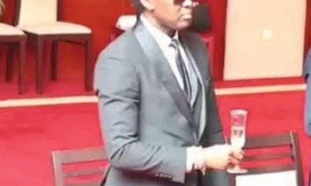 VENÂNCIO MONDLANE TOMA POSSE COMO MEMBRO DO CONSELHO DE ESTADO E PROMETE SERVIR O POVO MOÇAMBICANO