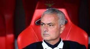 José Mourinho já está a caminho de Lisboa para assinar pelo Benfica