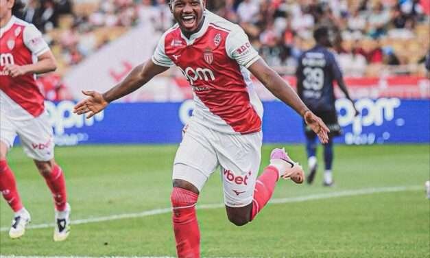 Ansu Fati brilha na estreia na Ligue 1 com dois golos e guia o AS Mónaco à vitória