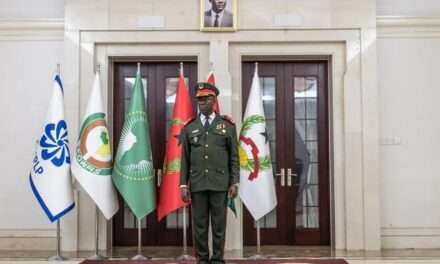 Presidente da República de Transição exonera Gabinete e nomeia nova equipa presidencial