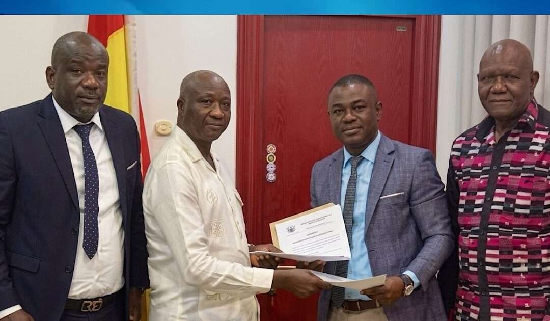 Guiné-Bissau assina memorando para construção de central solar de 650 MW